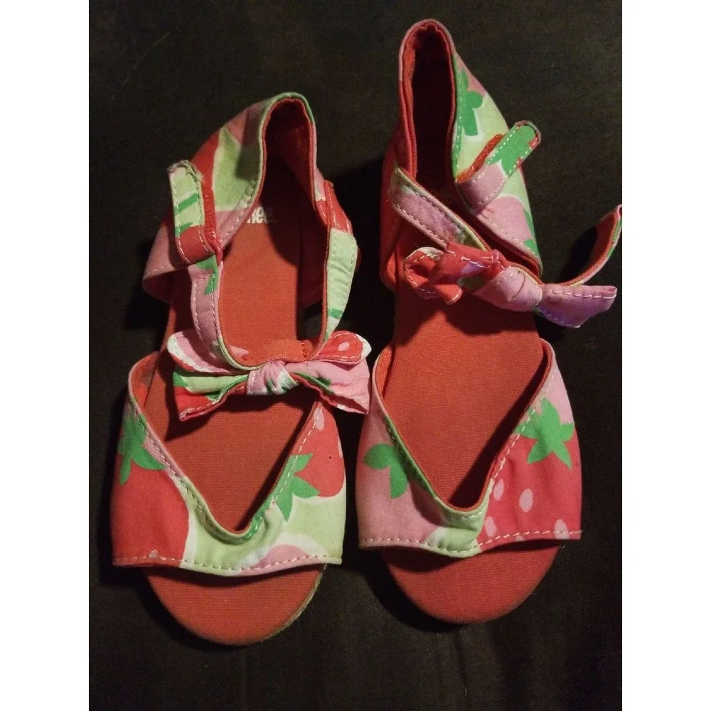 Gymboree‎ strawberry sweetheart shoes 9